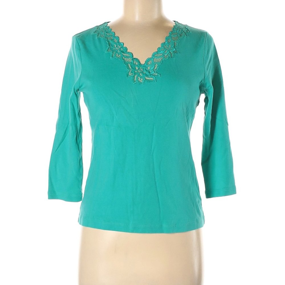 Jones New York lace trim top
